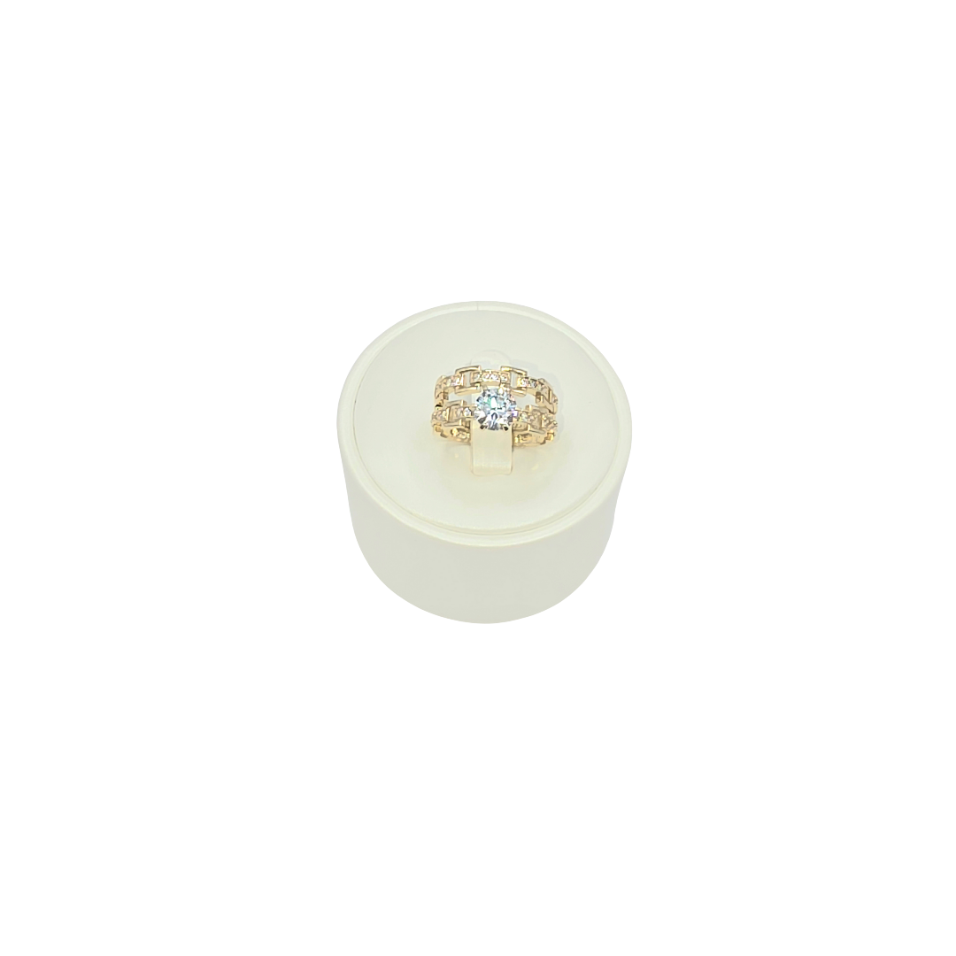 Solitaire Engagement Ring in 10K Gold - No.4