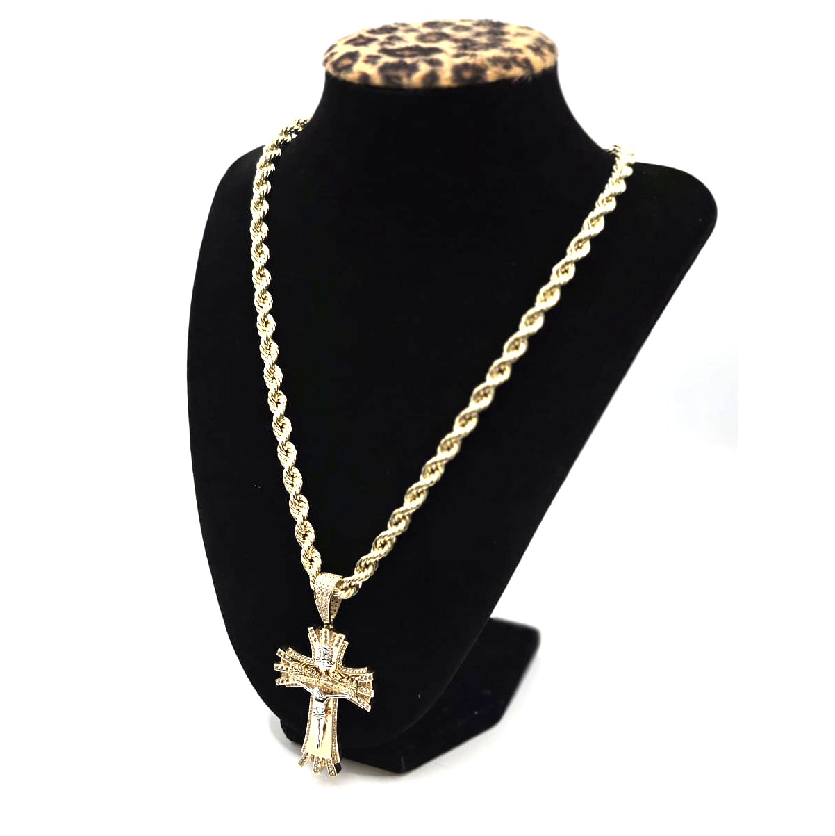 Rope Chain with Cross Pendant in 14K Gold