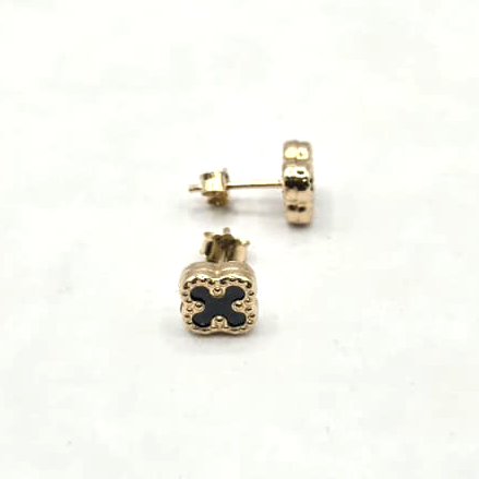 Clover Stud Earrings in 14K Gold