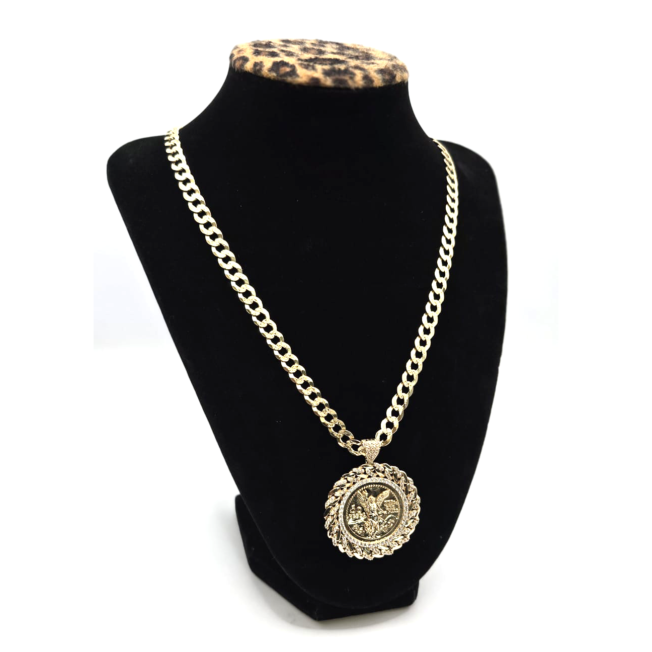 Bright Cut Chain with Centenary Pendant in 14K Gold