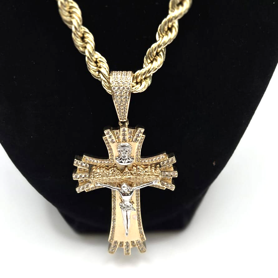 Rope Chain with Cross Pendant in 14K Gold