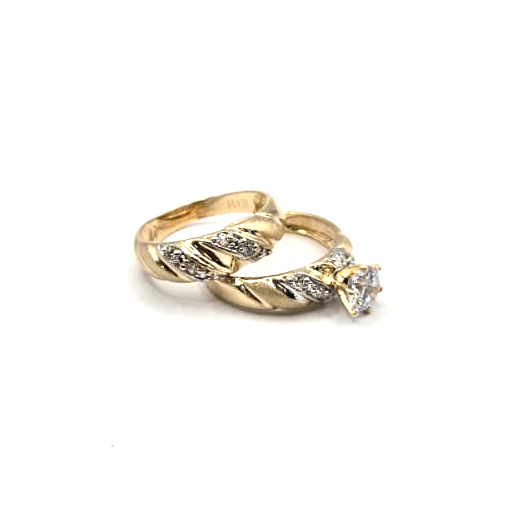 Solitaire Engagement Ring in 14K Gold - No.1