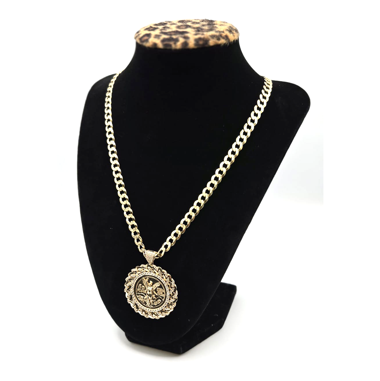 Bright Cut Chain with Centenary Pendant in 14K Gold